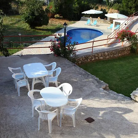 Premedinos Inn Lazarata Exterior photo